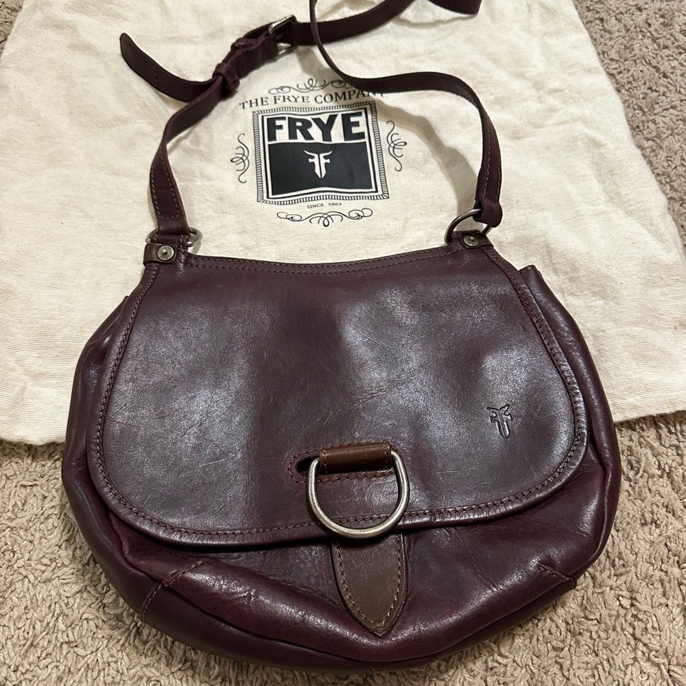 1 hr sale Authentic Frye Women’s Leather Crossbody Bag in Deep Burgundy NWOT